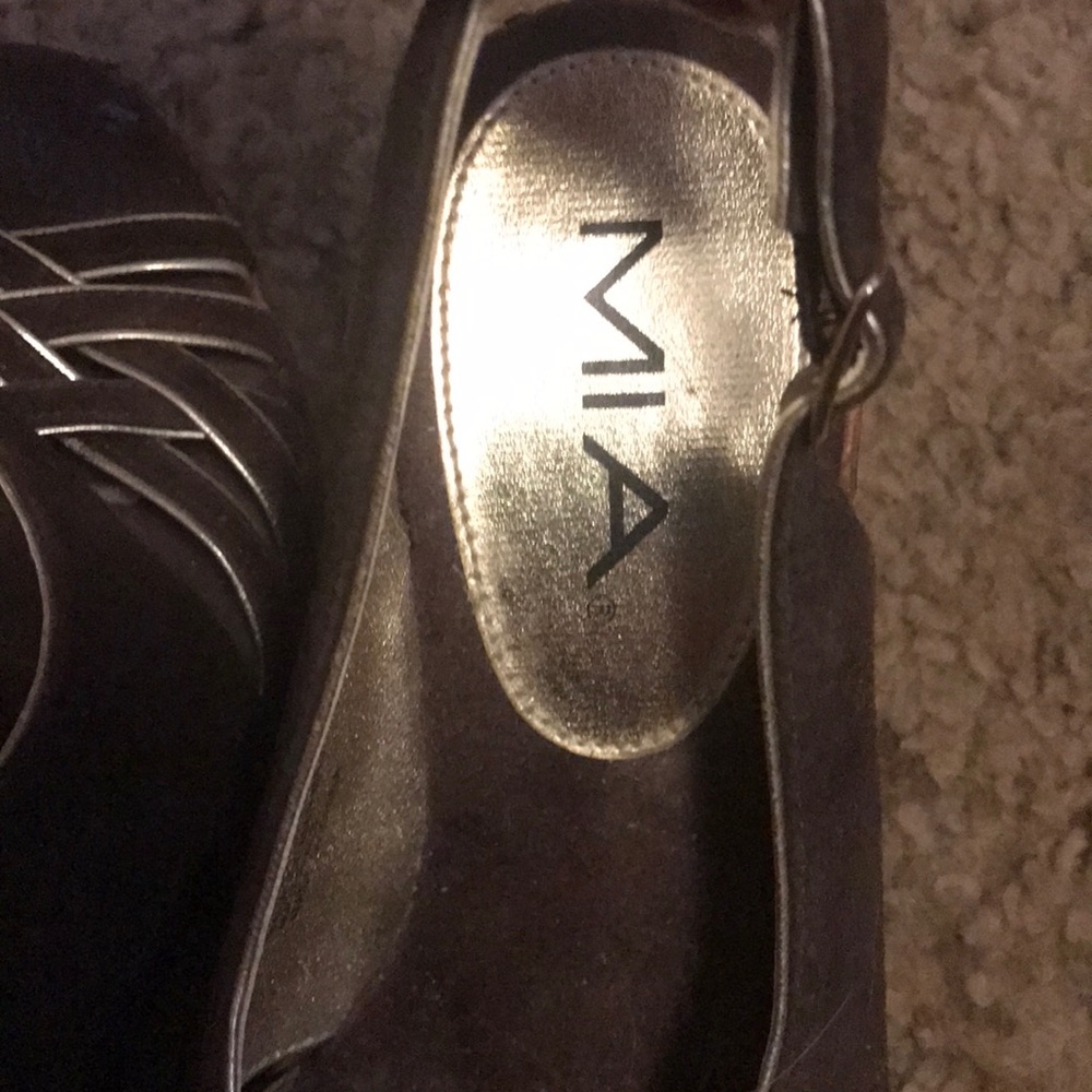 MIA wedges - Picture 3 of 6